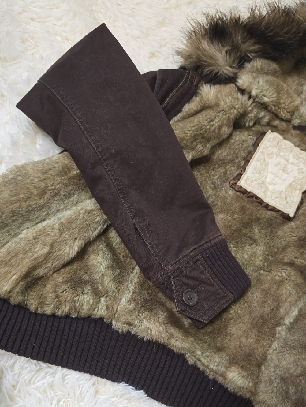 A&F Vintage Brown Faux Fur Jacket - Picture 4 of 5